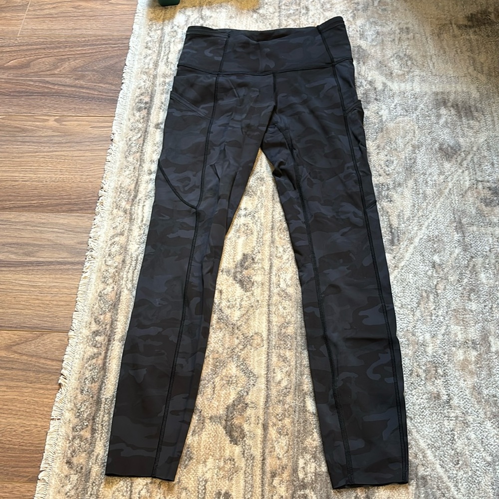 Lululemon camo fast and free leggings